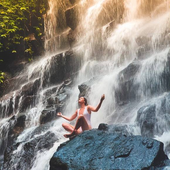 Meet your Posher, Lina - Picture 1 of 1